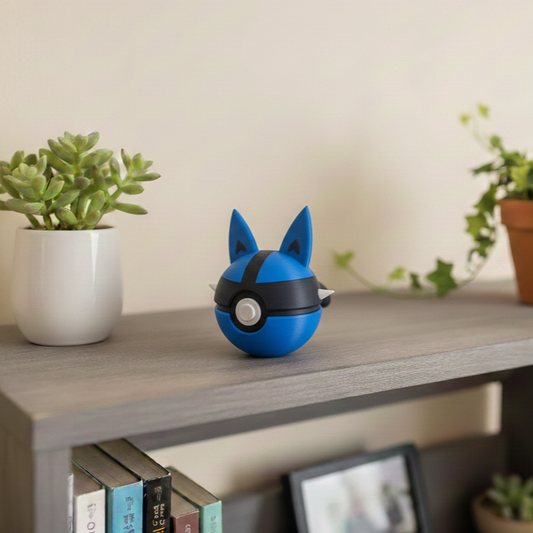 POKÉBALL LUCARIO